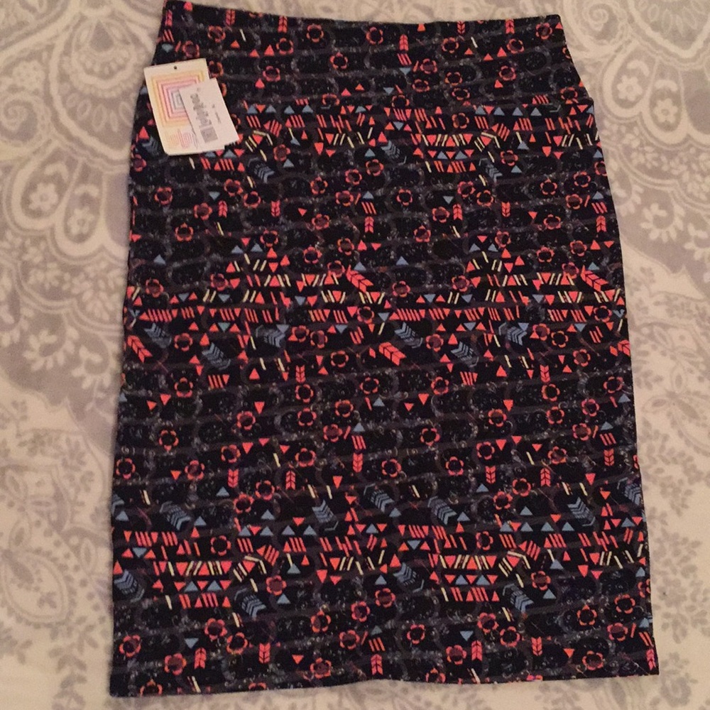 Lula Roe  Cassie Skirt